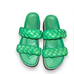Pieces Vegan Braided Green Leather Sandals Size 40 women’s (size 9)